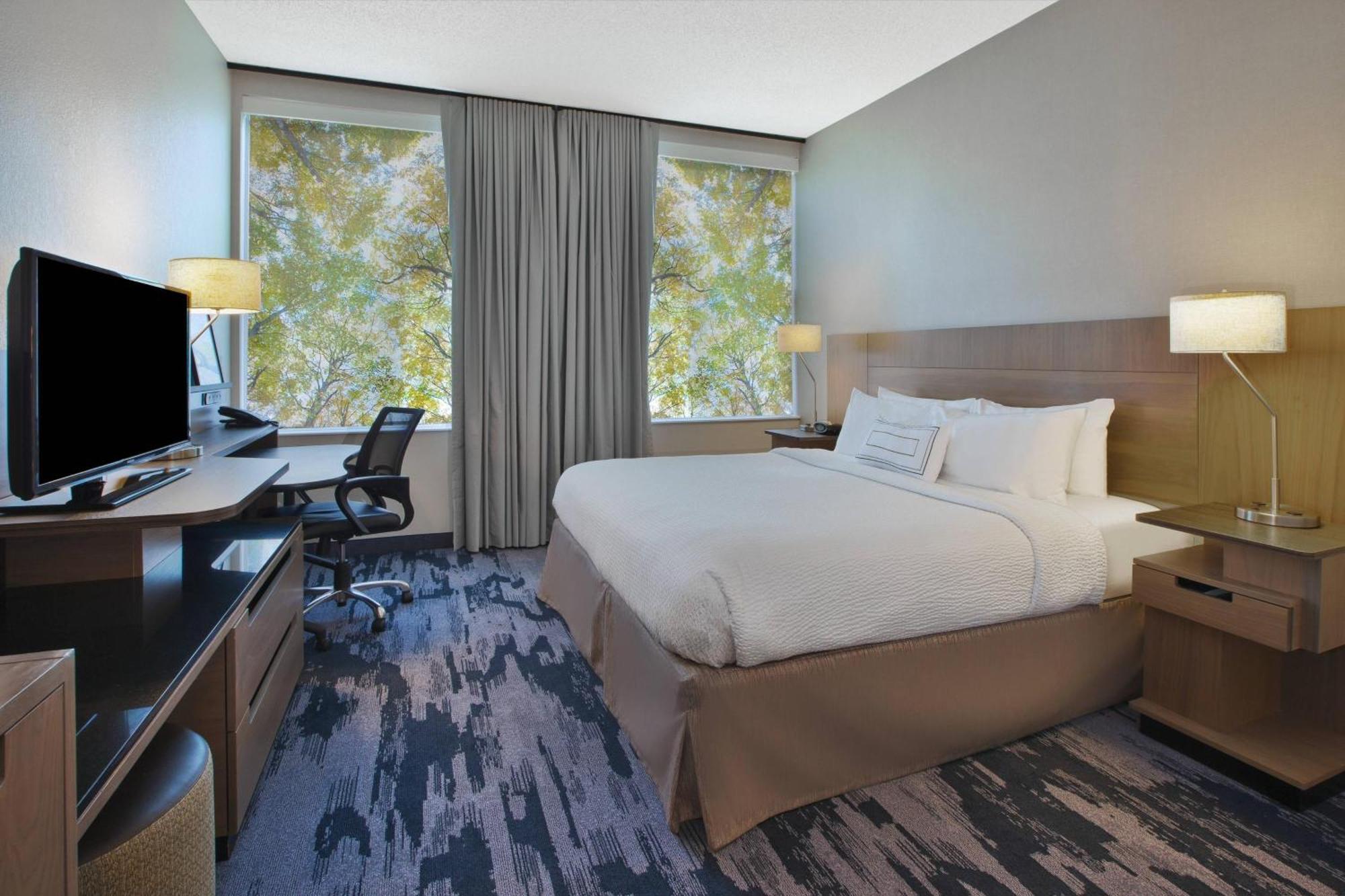 Fairfield Inn & Suites By Marriott Milwaukee Downtown Bagian luar foto