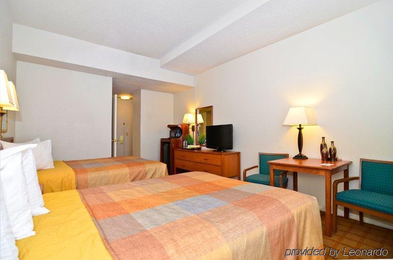 Fairfield Inn & Suites By Marriott Milwaukee Downtown Bagian luar foto